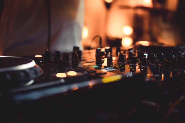 Unlocking the Magic of Sound: A Journey Through Music and Audio Equipment